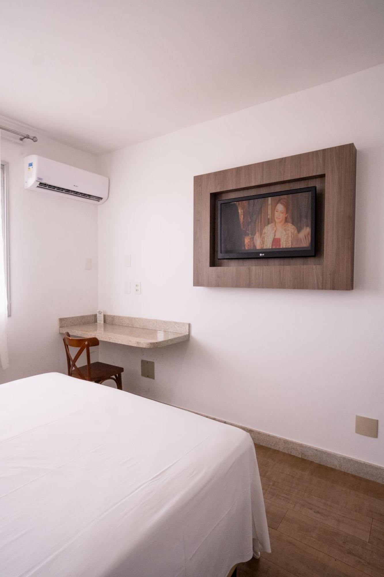 Hotel Conceicao Линярес Екстериор снимка