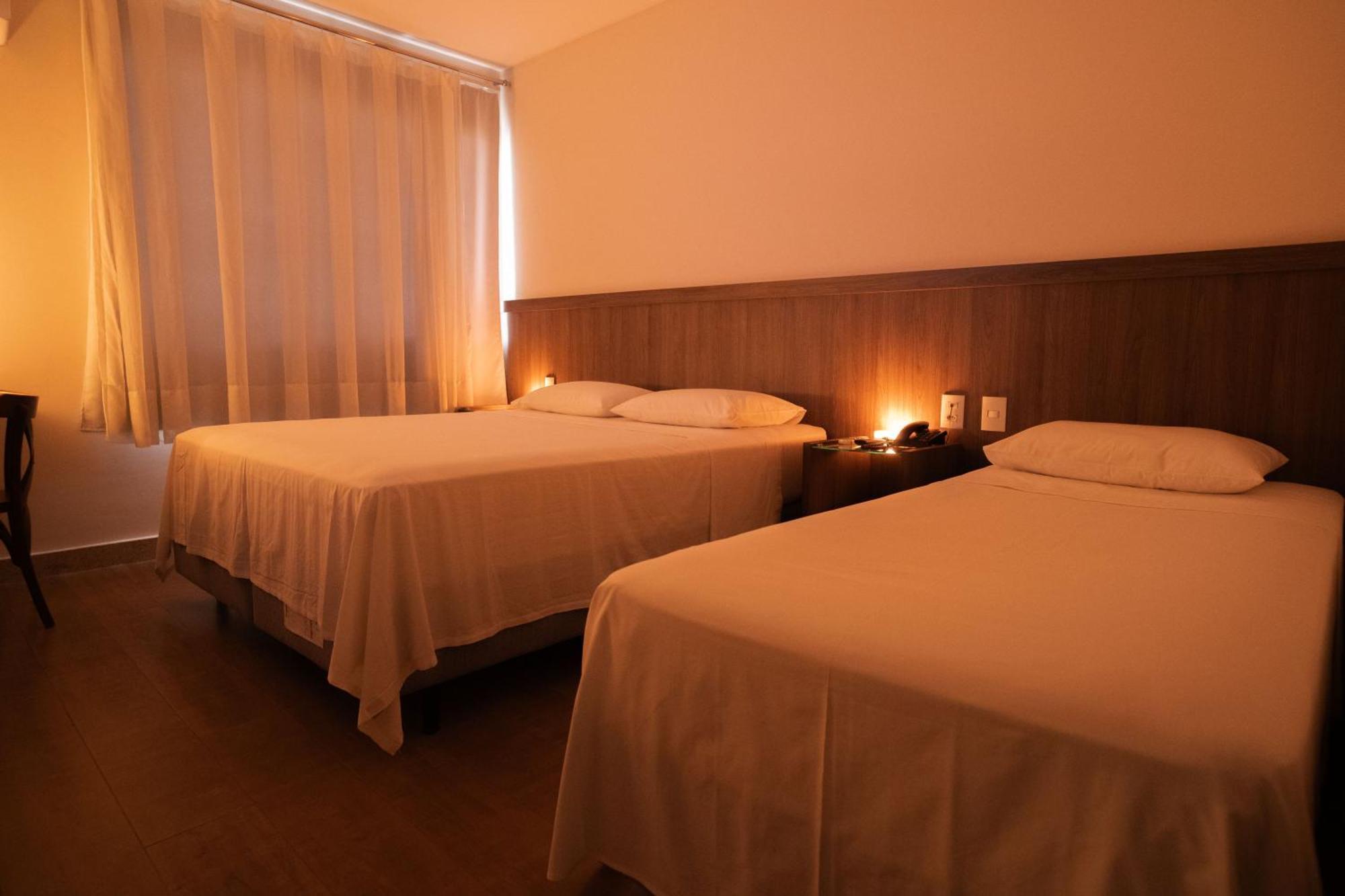 Hotel Conceicao Линярес Екстериор снимка