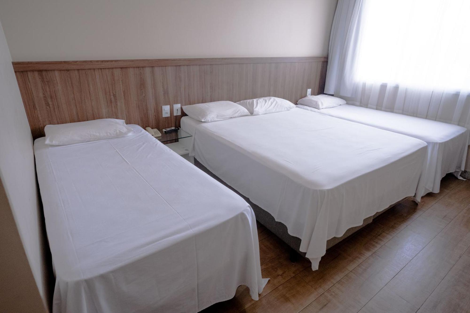 Hotel Conceicao Линярес Екстериор снимка